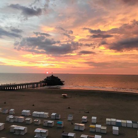 Ruim Appartement Met Zeezicht Blankenberge Exteriér fotografie